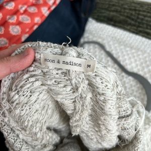 Women’s oversized sweater